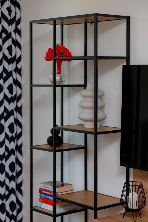 Warsaw Praga Kokoryczki Apartments With Parking By Noclegi Renters ภายนอก รูปภาพ