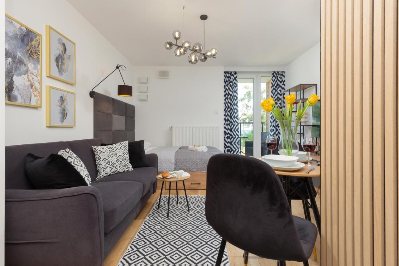 Warsaw Praga Kokoryczki Apartments With Parking By Noclegi Renters ภายนอก รูปภาพ