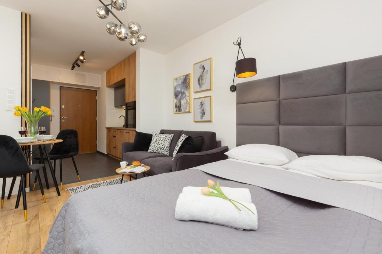 Warsaw Praga Kokoryczki Apartments With Parking By Noclegi Renters ภายนอก รูปภาพ